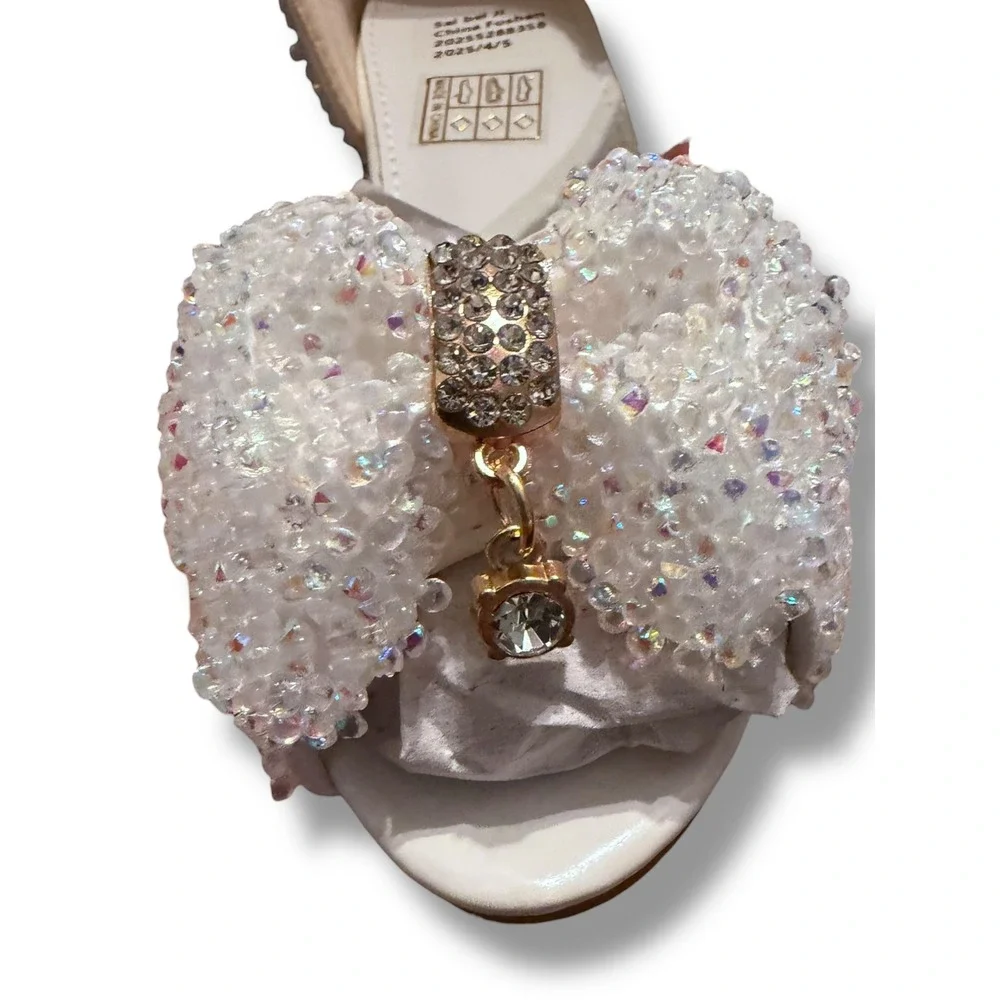 NIB SaiBeiji Kids Girls White Sparkle Bow Pearl Strap Dress Shoes Sz 11.5